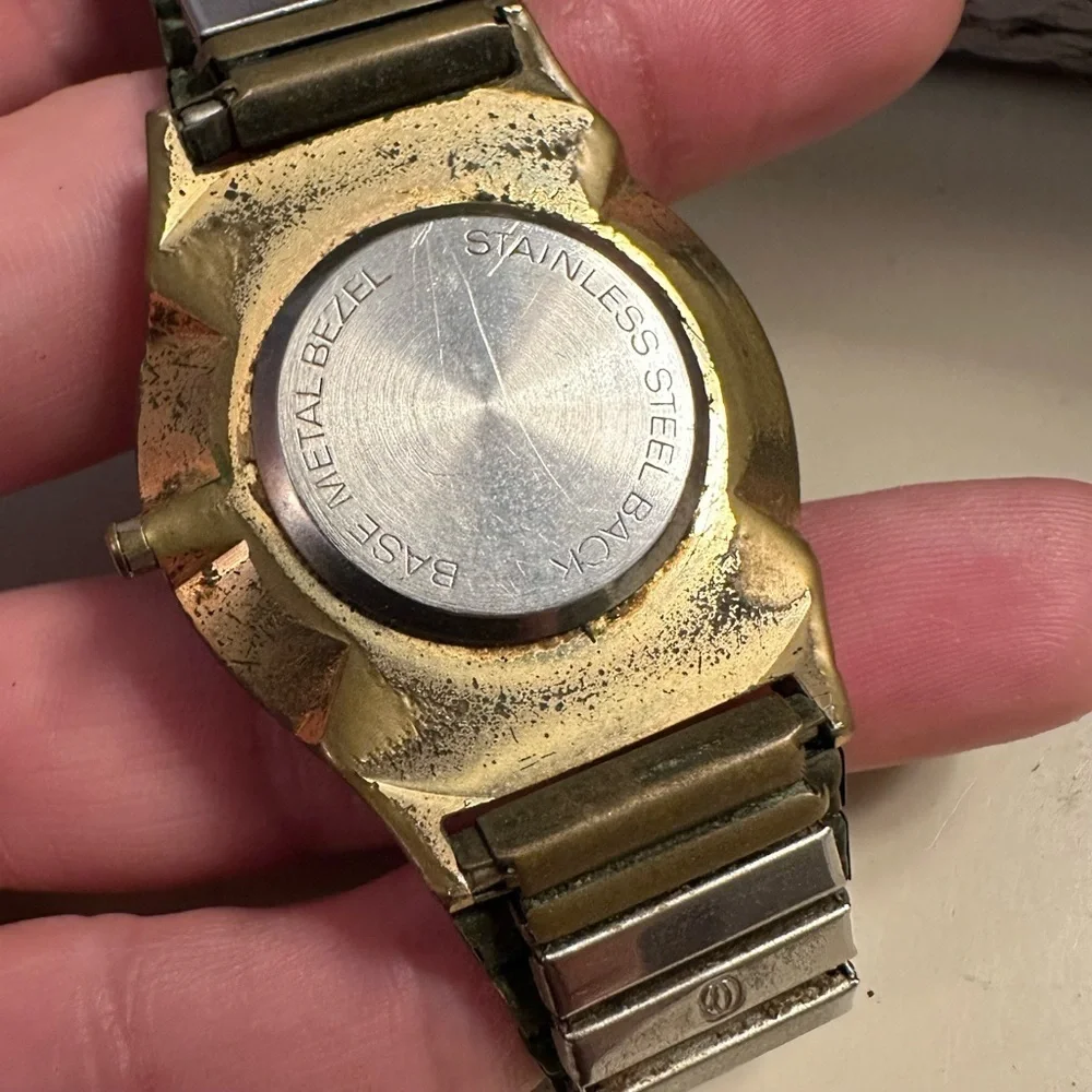 Vintage Unbranded Baseball Hall of Fame HOF Gold tone Men’s Watch museum